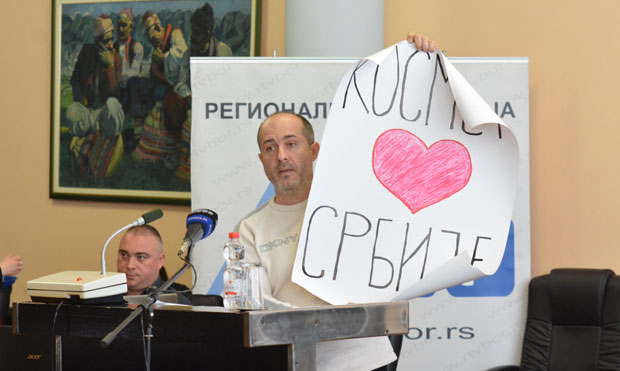 Бор: Блокада говорнице и мука са кворумом